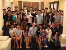 Dean Dailey meets with Korean dental students/alumni